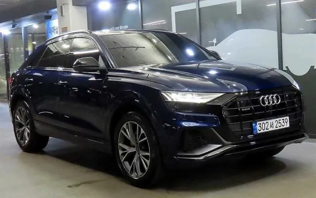 인천중고차량시세 Q8 55 TFSI 콰트로 프리미엄 매물 사진 5 - 2022/05 43,792km
