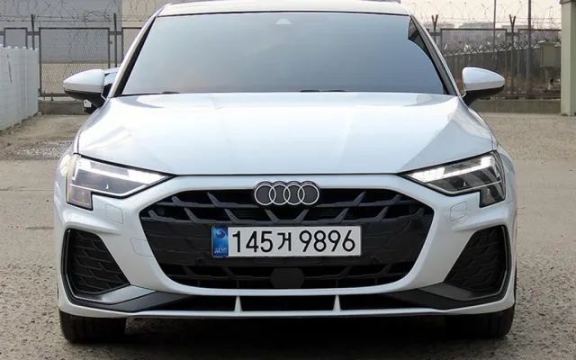 인천중고차량시세 A3(8Y) 40 TFSI 프리미엄 매물 사진 15 - 2025/05 15,407km